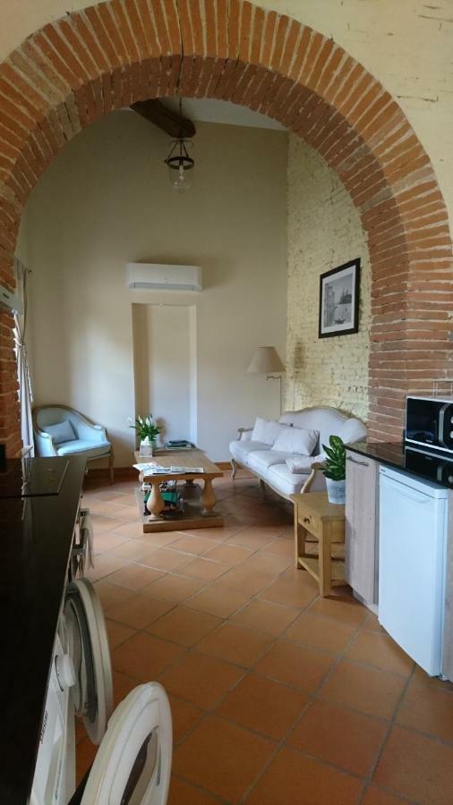 Le Clos Du Cedre Launac Exterior photo